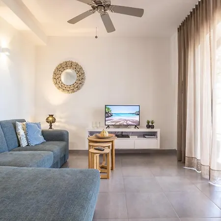 Casa Vista A Mar Apartment *