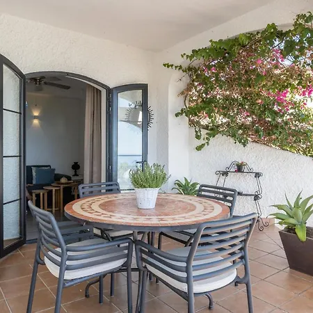 Casa Vista A Mar Apartment *