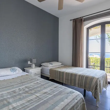 Casa Vista A Mar Apartment *