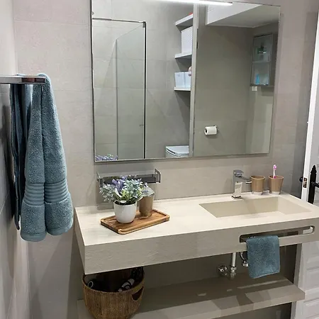 Casa Vista A Mar Apartment *